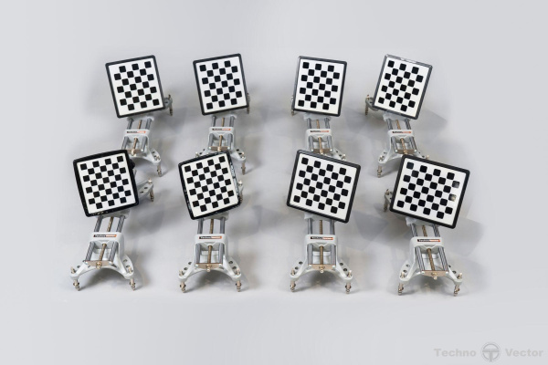 Стенд сход-развал 3D для грузовиков, до 6-ти осей одновременно ТехноВектор 7 Truck 7204 HTS6