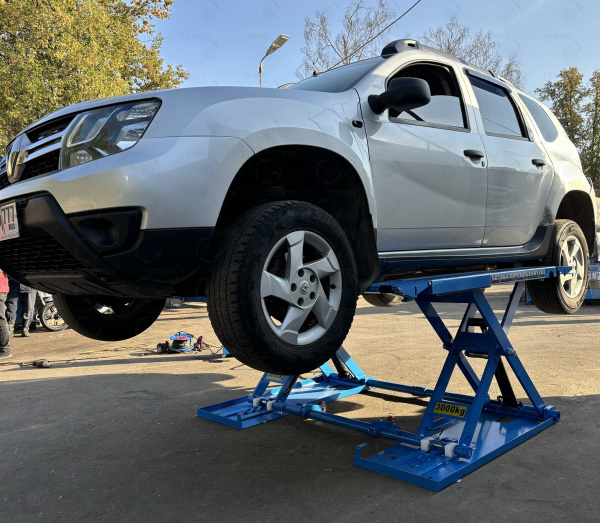 Шиномонтажный подъемник ножничный TS-1502