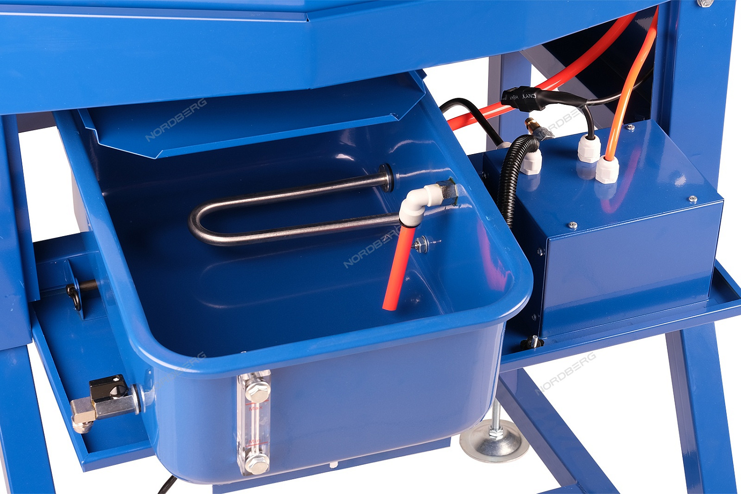 Установка для мойки деталей с подогревом, закрытая NORDBERG NW150