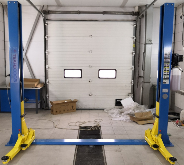 Подъемник двухстоечный Т4